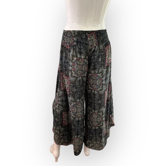 Boho Pull On Harem Pants Made in Nepal - Picture 3 of 10